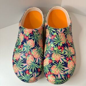 Dansko Kane Slip-On Mule Clog Lightweight Pineapple Womens Size EU 38